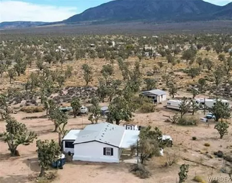 26242 N Driftwood Dr, Meadview, AZ 86444