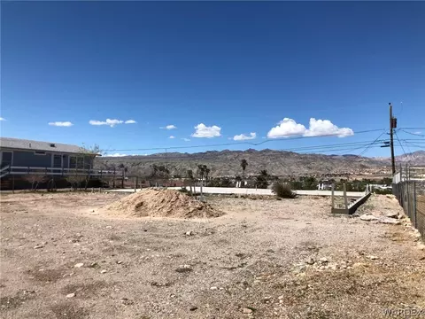 1231 Silica Ave, Bullhead City, AZ 86442