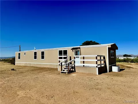 303 S Hunt Rd, Golden Valley, AZ 86413
