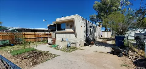 597 Silver Ln, Bullhead City, AZ 86442