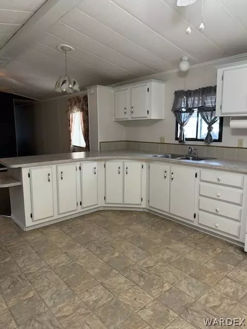 3085 E Suffock Ave, Kingman, AZ 86409 photo 7