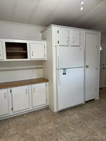 3085 E Suffock Ave, Kingman, AZ 86409 photo 6