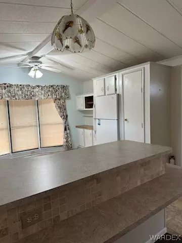3085 E Suffock Ave, Kingman, AZ 86409 photo 9