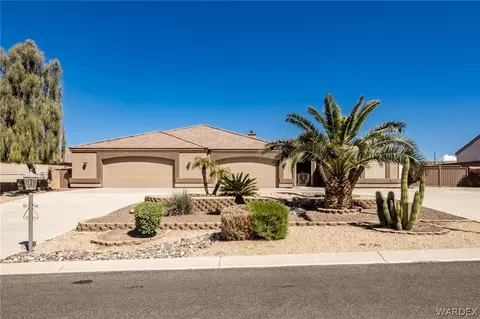 2873 Grandhill Rd, Bullhead City, AZ 86442