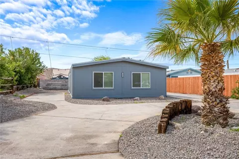 1910 Gloria Ave, Bullhead City, AZ 86442