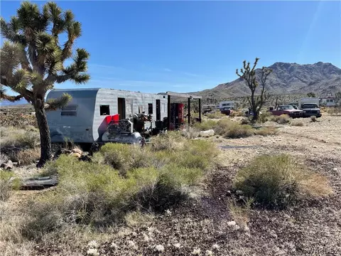17192 N Orchid Dr, Dolan Springs, AZ 86441