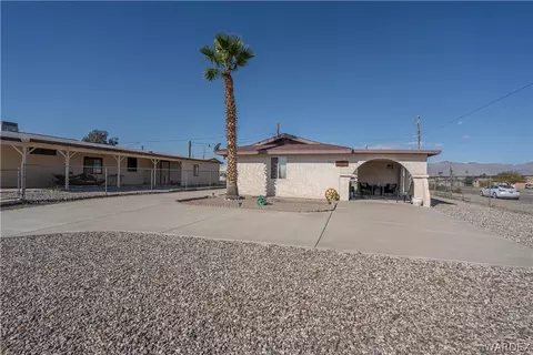 5631 S Pasadena Rd, Fort Mohave, AZ 86426
