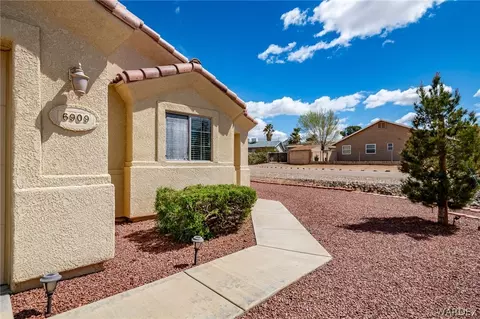 6909 E Rio Verde Dr, Kingman, AZ 86401