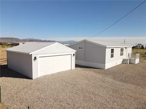 3540 N Maverick Rd, Golden Valley, AZ 86413