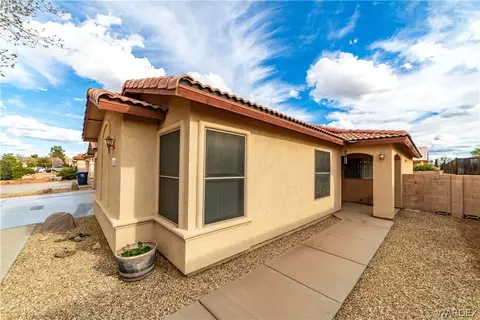 Exterior - 3926 E Packard Ave, Kingman, AZ 86409 photo 9 of 26
