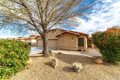 Exterior - 3926 E Packard Ave, Kingman, AZ 86409 photo 3 of 26