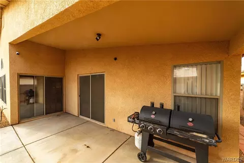 Exterior - 3926 E Packard Ave, Kingman, AZ 86409 photo 14 of 26