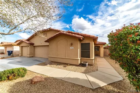 Exterior - 3926 E Packard Ave, Kingman, AZ 86409 photo 4 of 26