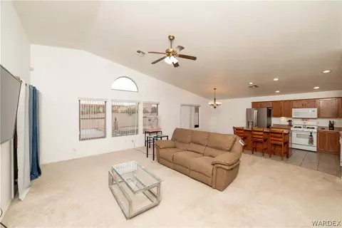 Living - 3926 E Packard Ave, Kingman, AZ 86409 photo 1 of 3
