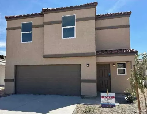 2383 Village Dr, Bullhead City, AZ 86442