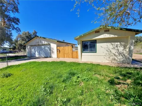 2087 E Hackamore Dr, Mohave Valley, AZ 86440