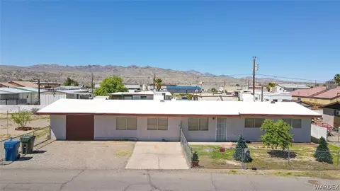 2099 Balboa Dr, Bullhead City, AZ 86442
