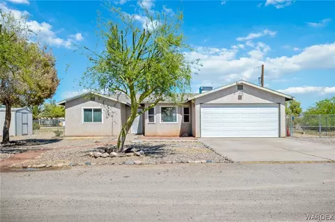 10190 S Hamilton Dr, Mohave Valley, AZ 86440