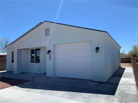 3158 E Snavely Ave, Kingman, AZ 86409 photo 2