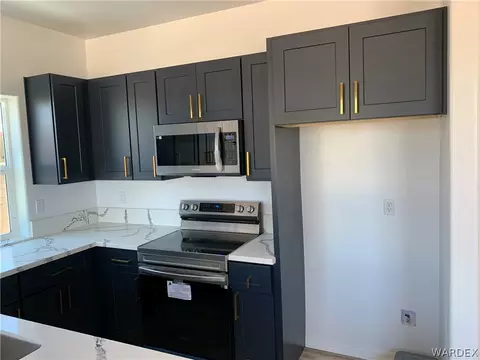 3158 E Snavely Ave, Kingman, AZ 86409 photo 7