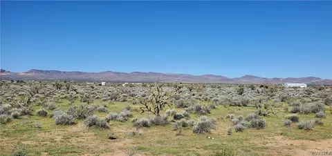 00 N Laguna Rd, Golden Valley, AZ 86413