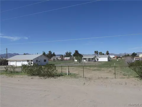 3369 N Marana Rd, Golden Valley, AZ 86413