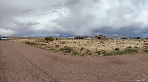8003 E Monte Tesoro Dr, Kingman, AZ 86401