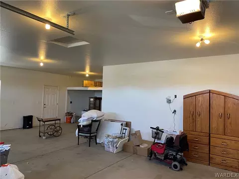 Exterior - 3910 E Snavely Ln, Kingman, AZ 86409 photo 11 of 18