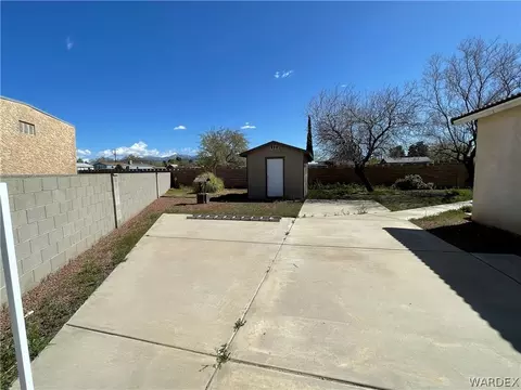 Exterior - 3910 E Snavely Ln, Kingman, AZ 86409 photo 4 of 18