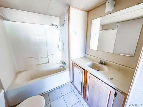 3546 E Cardinal Ln, Kingman, AZ 86409 photo 9
