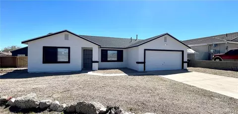 3090 N Alpha St, Kingman, AZ 86401