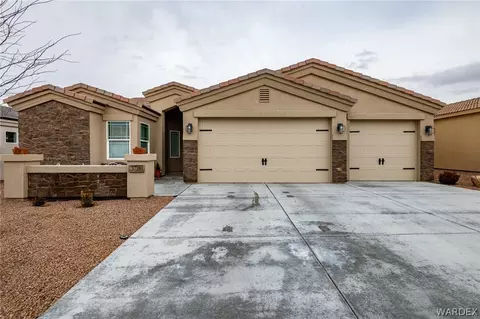 3739 Richie Dr, Kingman, AZ 86401