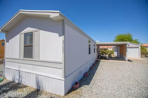 4705 E Bayside Dr, Topock, AZ 86436 photo 2