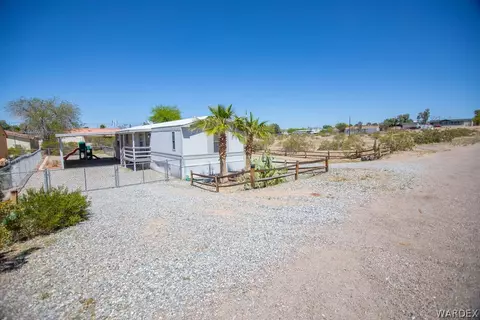 4705 E Bayside Dr, Topock, AZ 86436 photo 5