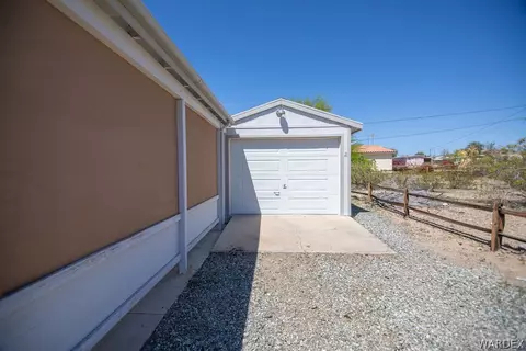 4705 E Bayside Dr, Topock, AZ 86436 photo 6