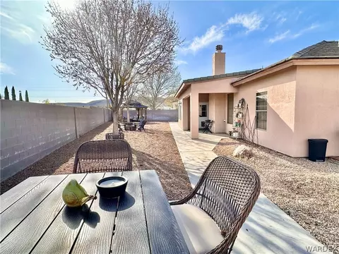 Exterior - 2028 John Wayne Dr, Kingman, AZ 86409 photo 11 of 13