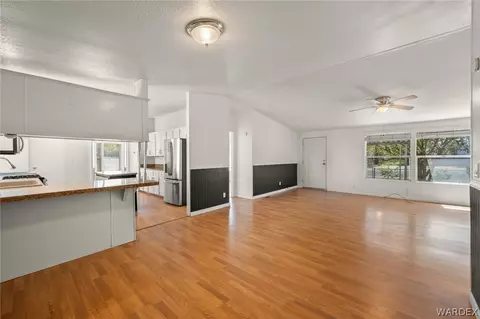 3211 E Thompson Ave, Kingman, AZ 86409 photo 9