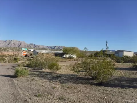 30039 N Haystack Cir, Meadview, AZ 86444