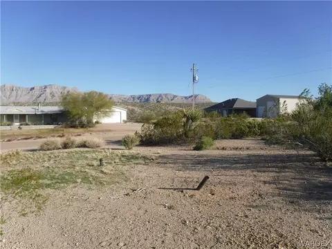 30039 N Haystack Cir, Meadview, AZ 86444 photo 5