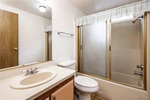 2440 E Suffock Ave, Kingman, AZ 86409 photo 8