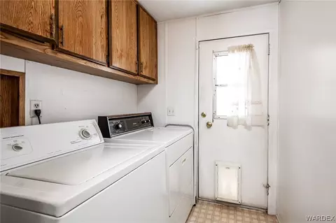 2440 E Suffock Ave, Kingman, AZ 86409 photo 11