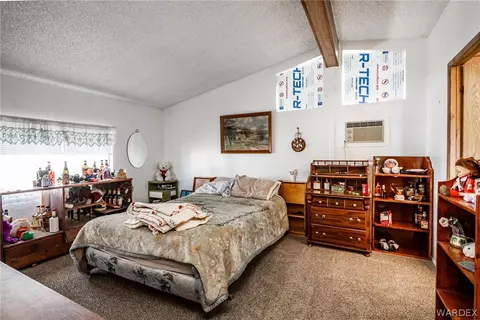 2440 E Suffock Ave, Kingman, AZ 86409 photo 9