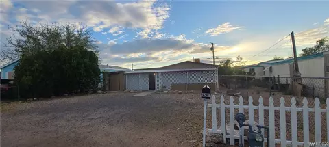 Exterior - 4241 N Eagle Dr, Kingman, AZ 86409 photo 18 of 22