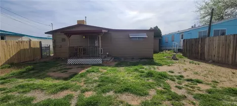 Exterior - 4241 N Eagle Dr, Kingman, AZ 86409 photo 12 of 22