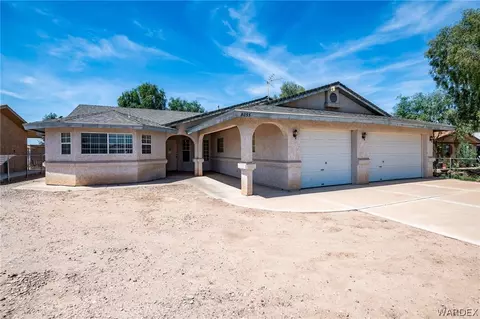 8055 S Aspen Dr, Mohave Valley, AZ 86440