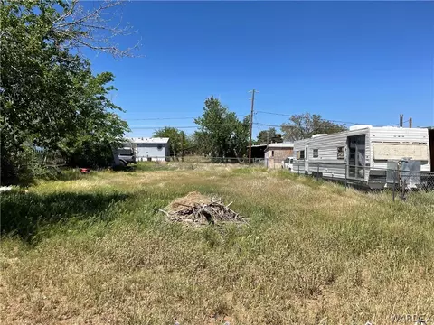 3039 E Mcvicar Ave, Kingman, AZ 86409 photo 2
