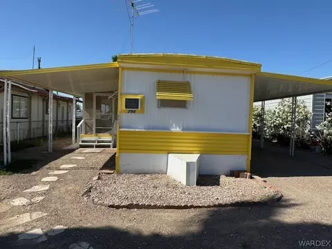 294 Riverwood Ln, Bullhead City, AZ 86442