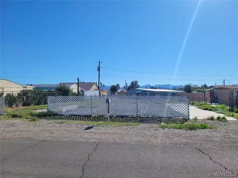 1540 Opal Ln, Bullhead City, AZ 86442