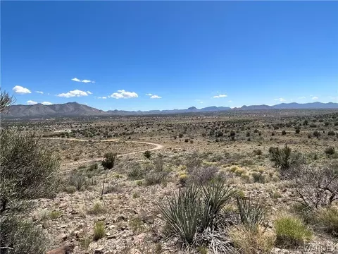 2405 N Mcdonald Rd, Kingman, AZ 86401