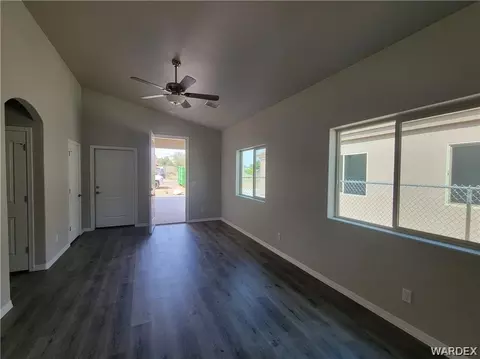 2990 E Devlin Ave, Kingman, AZ 86409 photo 4